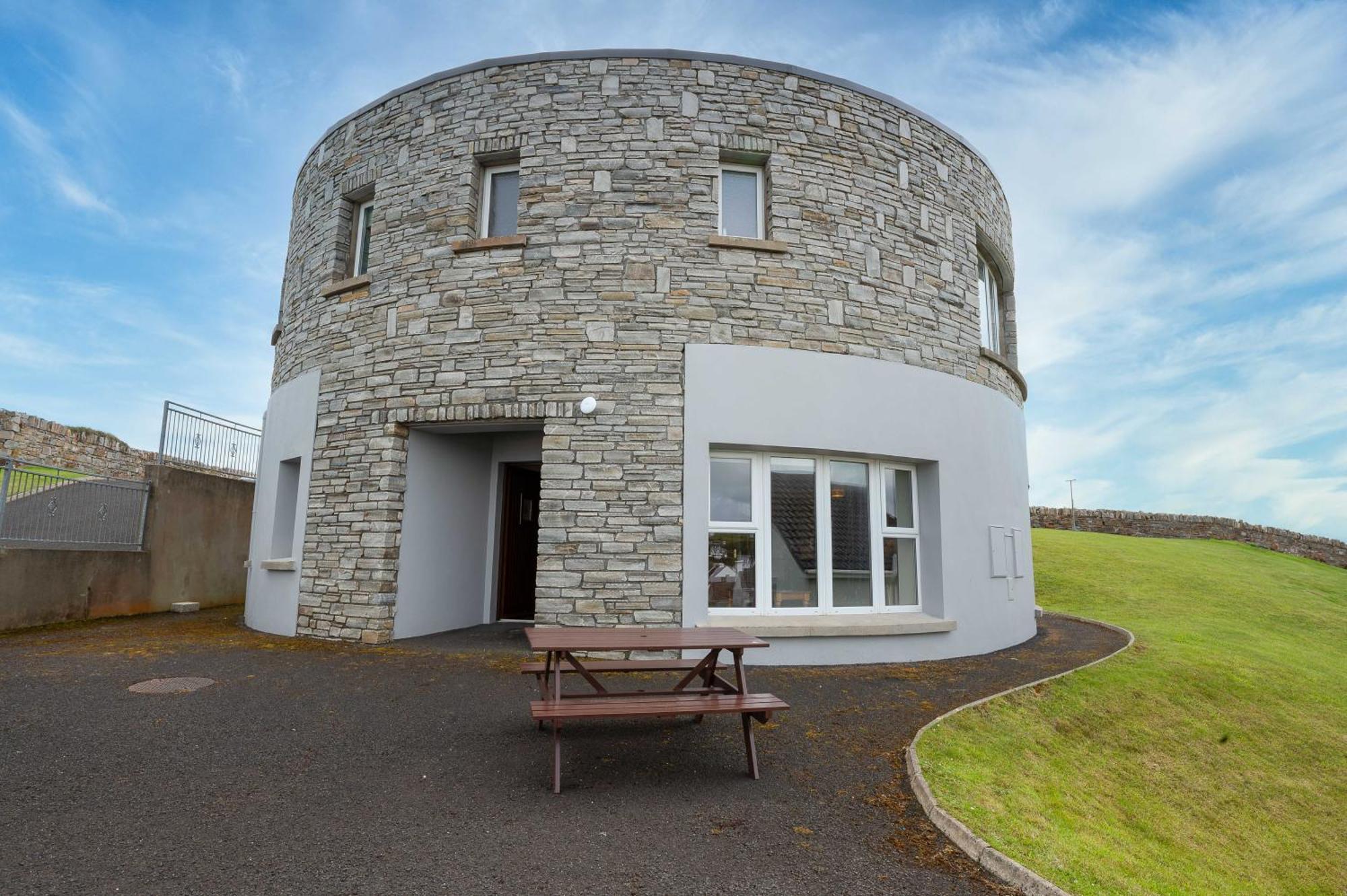 Downings Coastguard Cottages - Type B-E Exterior photo